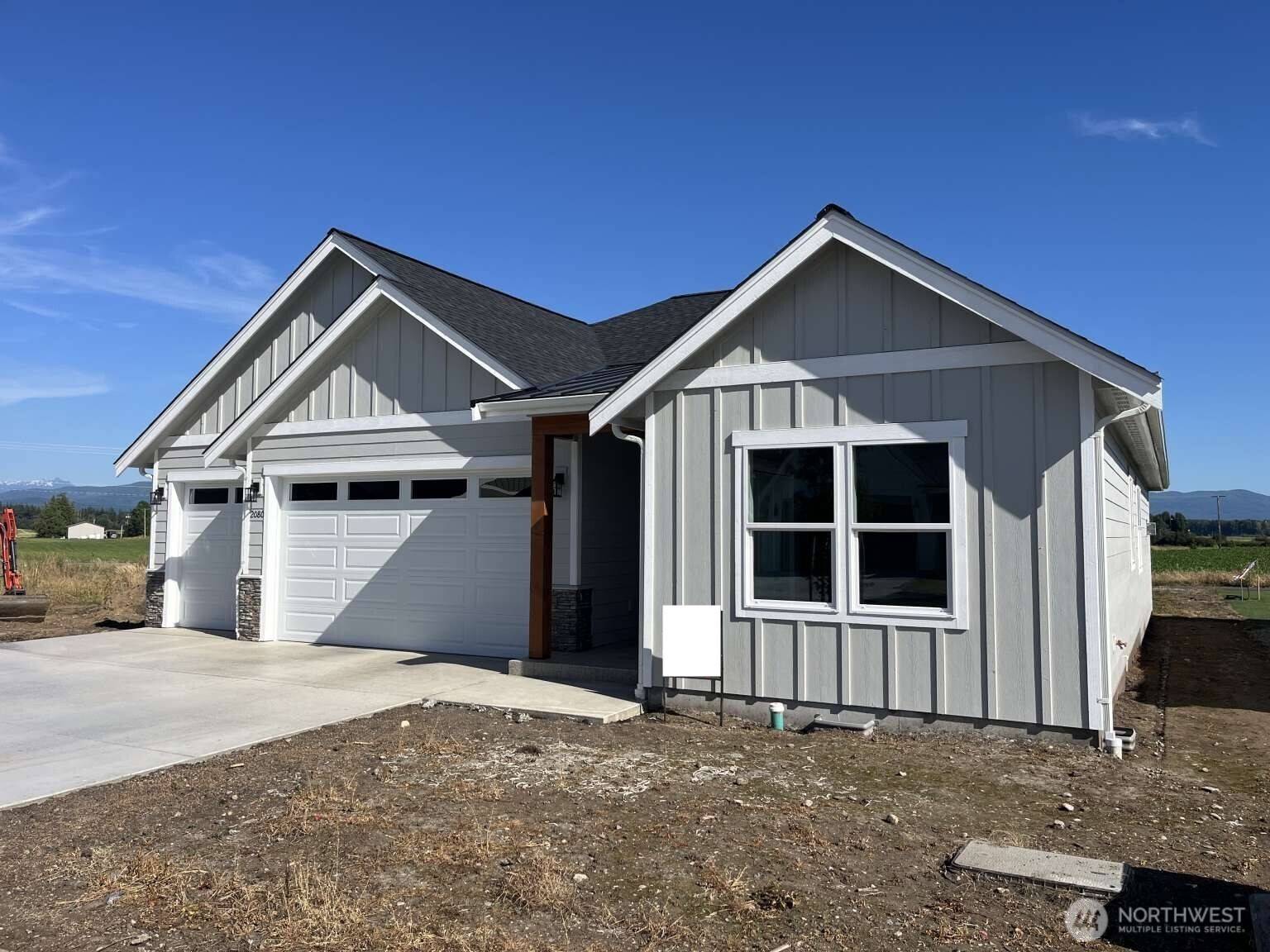 Lynden, WA 98264,2080 Bowfin WAY