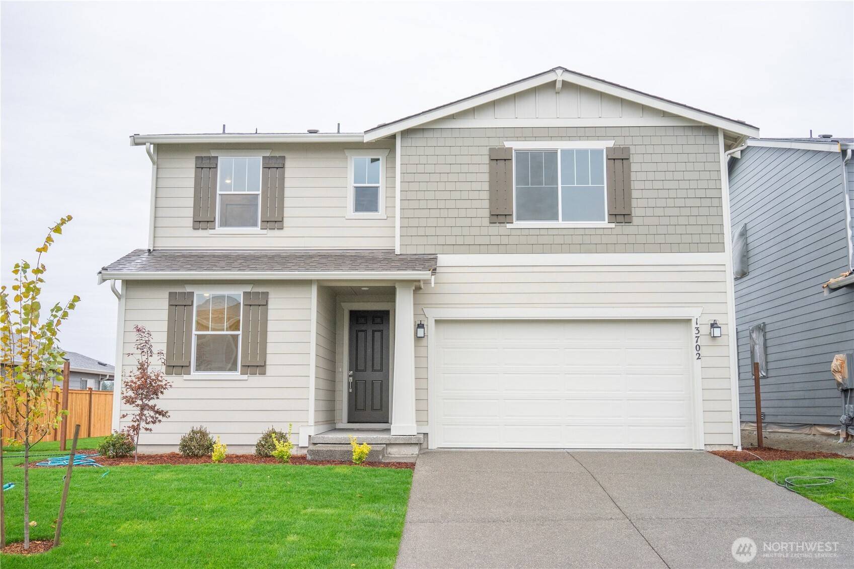 Puyallup, WA 98374,13702 185th Street Ct E #103