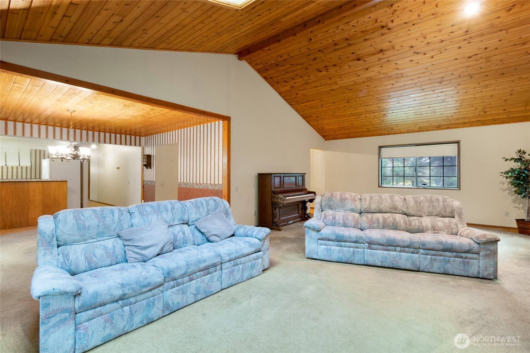 Colville, WA 99114,806 Gillette RD #A