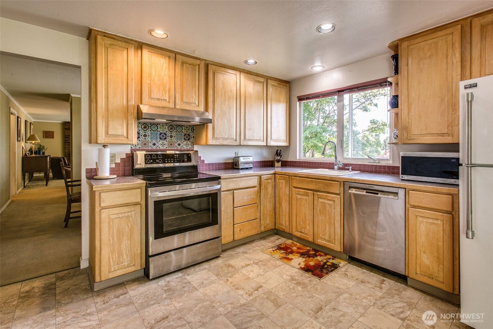 Bellingham, WA 98229,2120 Niagara DR