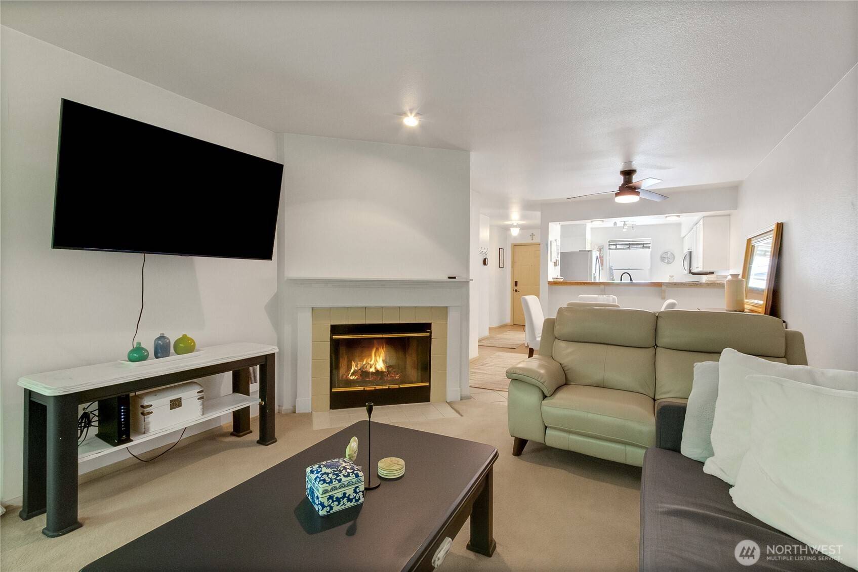 Renton, WA 98056,2300 Jefferson AVE NE #F-126