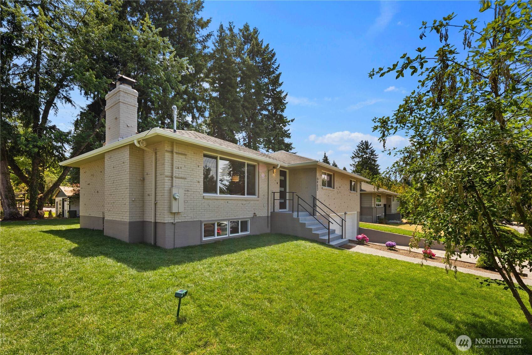 University Place, WA 98466,4003 Brouse BLVD W