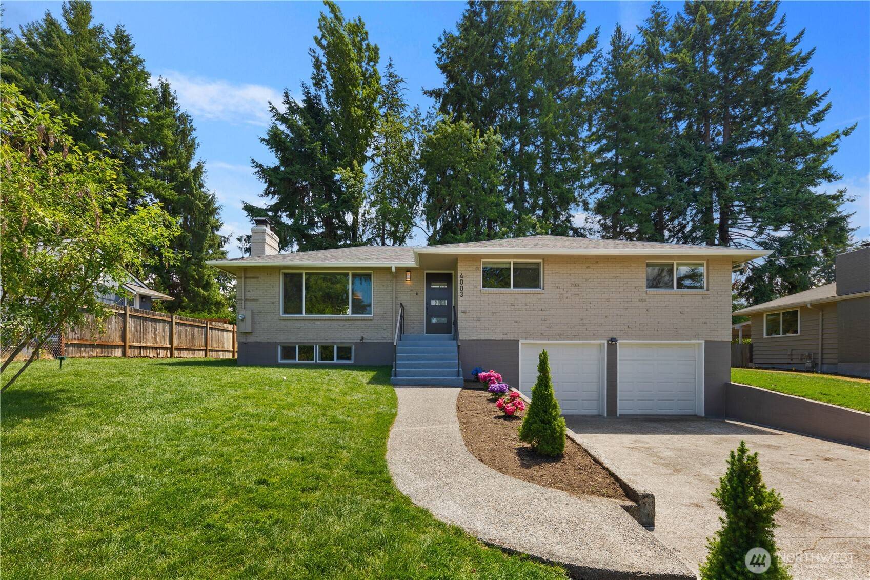 University Place, WA 98466,4003 Brouse BLVD W