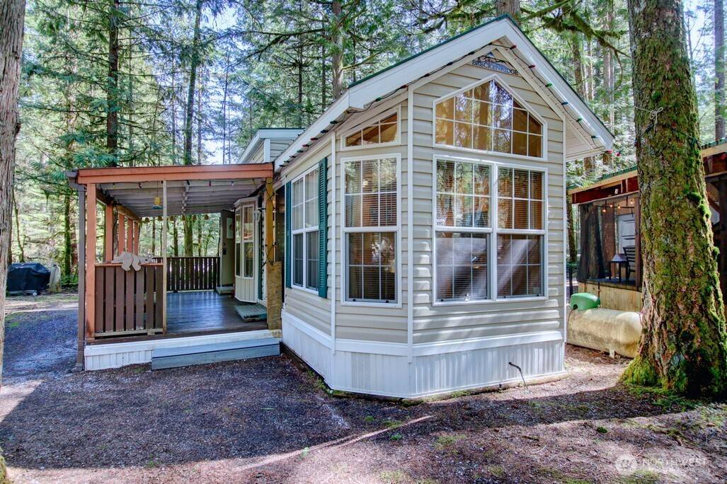 Deming, WA 98244,132 Jasper TRL