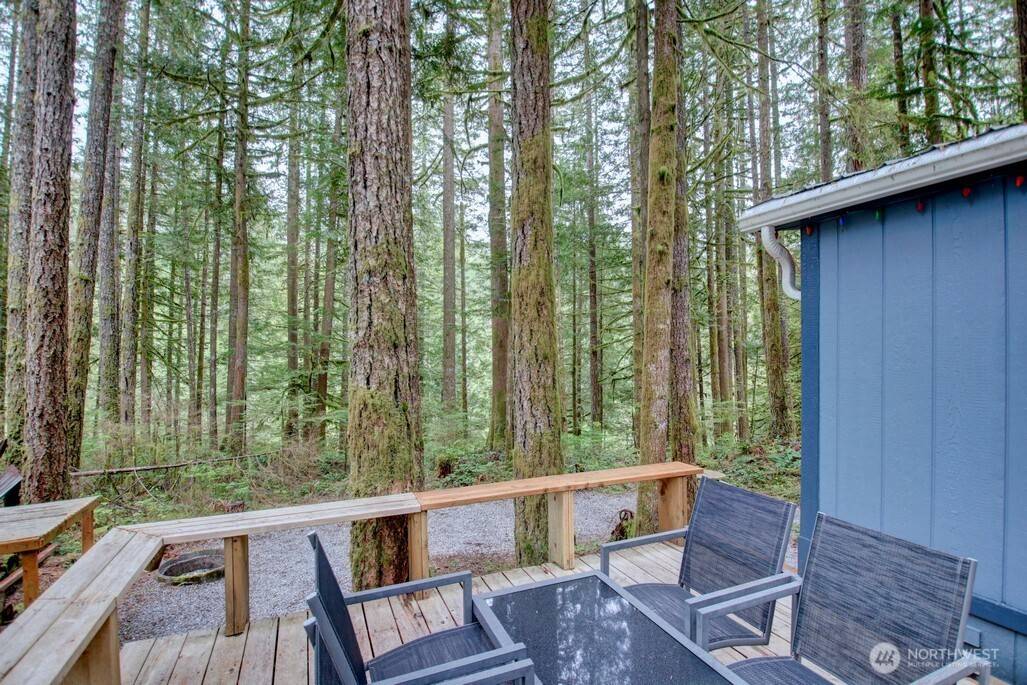 Deming, WA 98244,187 Big River BLVD E