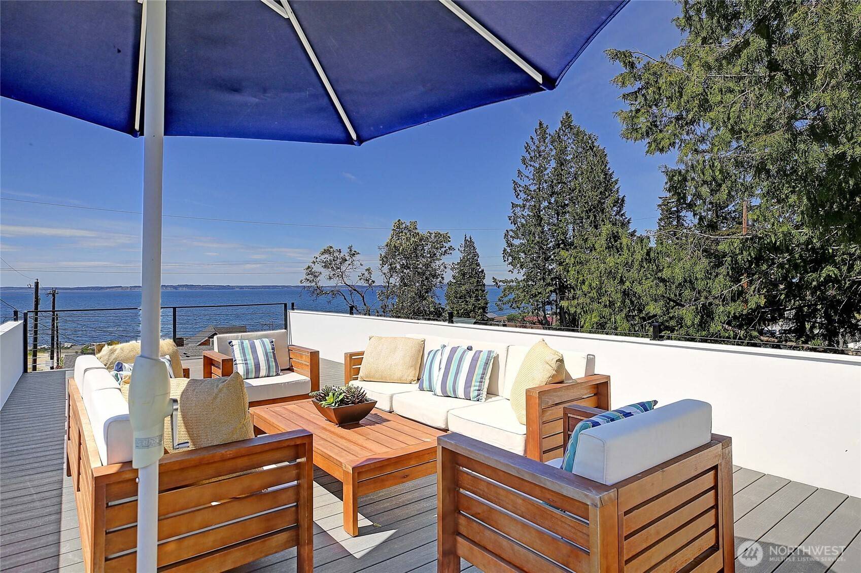 Camano Island, WA 98282,275 Maple ST