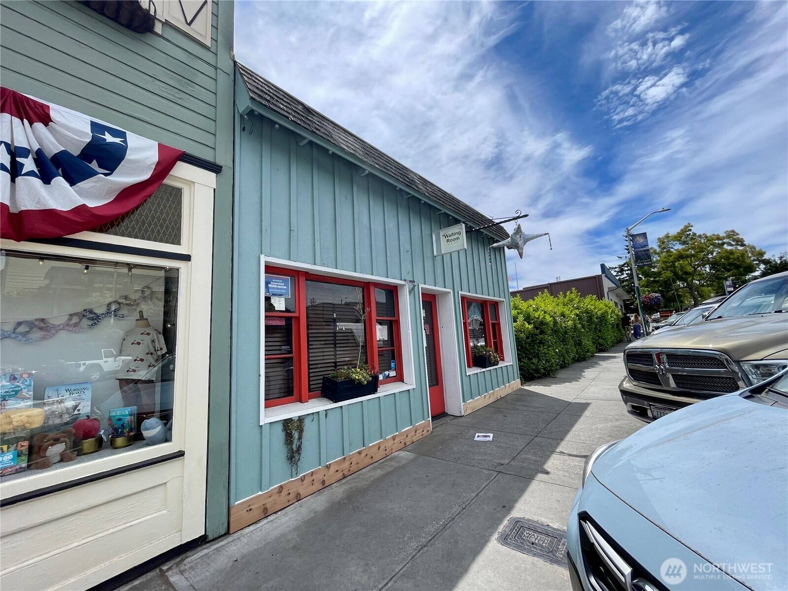 Friday Harbor, WA 98250,255 Spring ST #255
