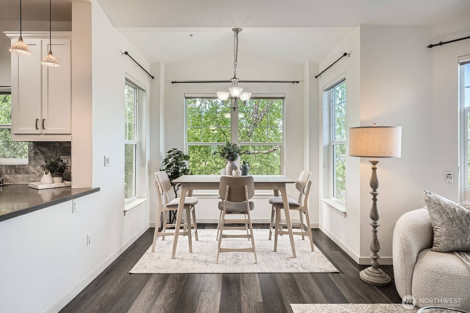 Sammamish, WA 98075,4319 Issaquah Pine Lake RD SE #903