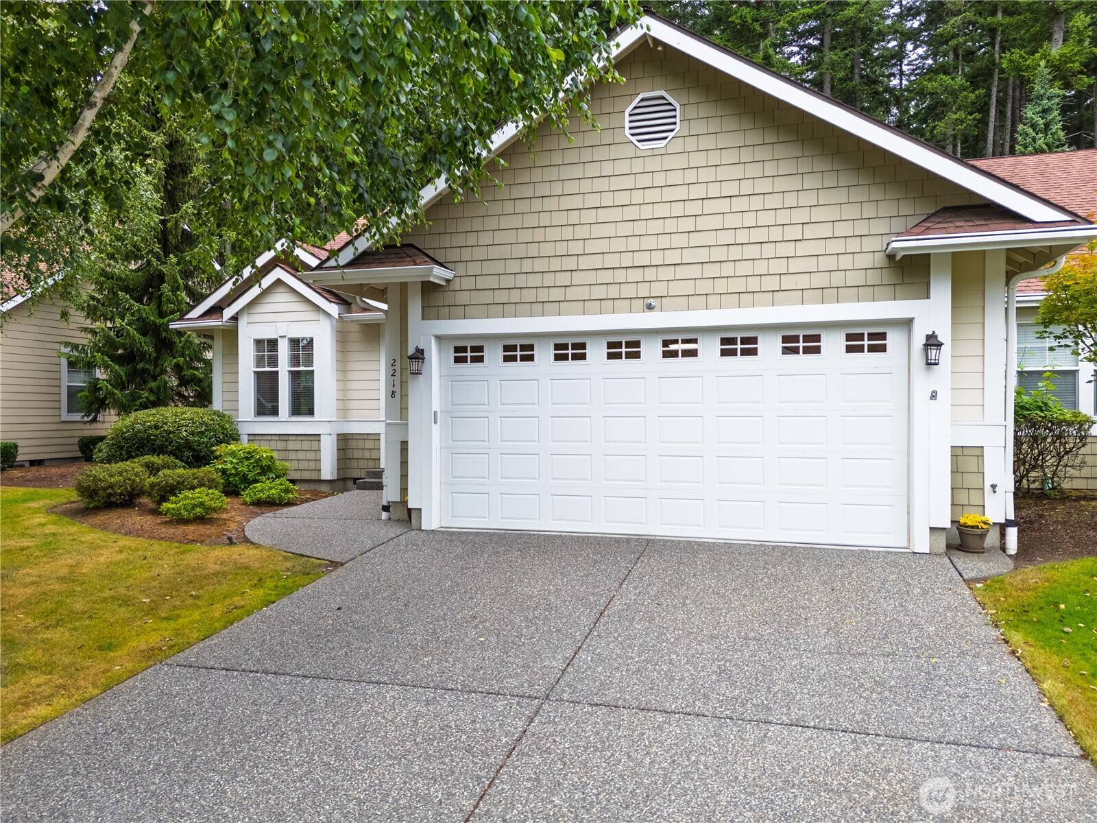 Anacortes, WA 98221,2218 Cascade CT