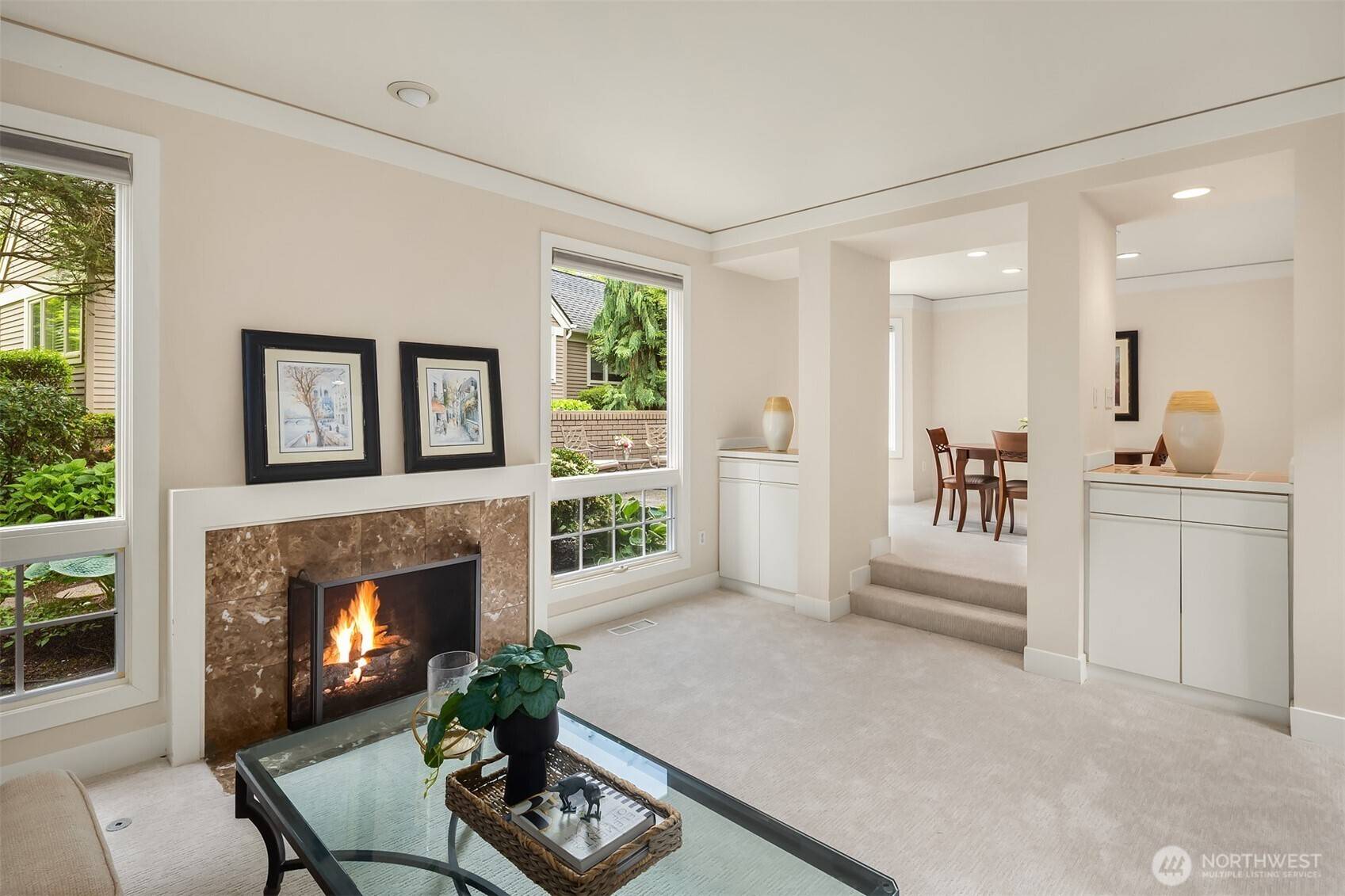 Bellevue, WA 98004,1732 Bellevue WAY NE