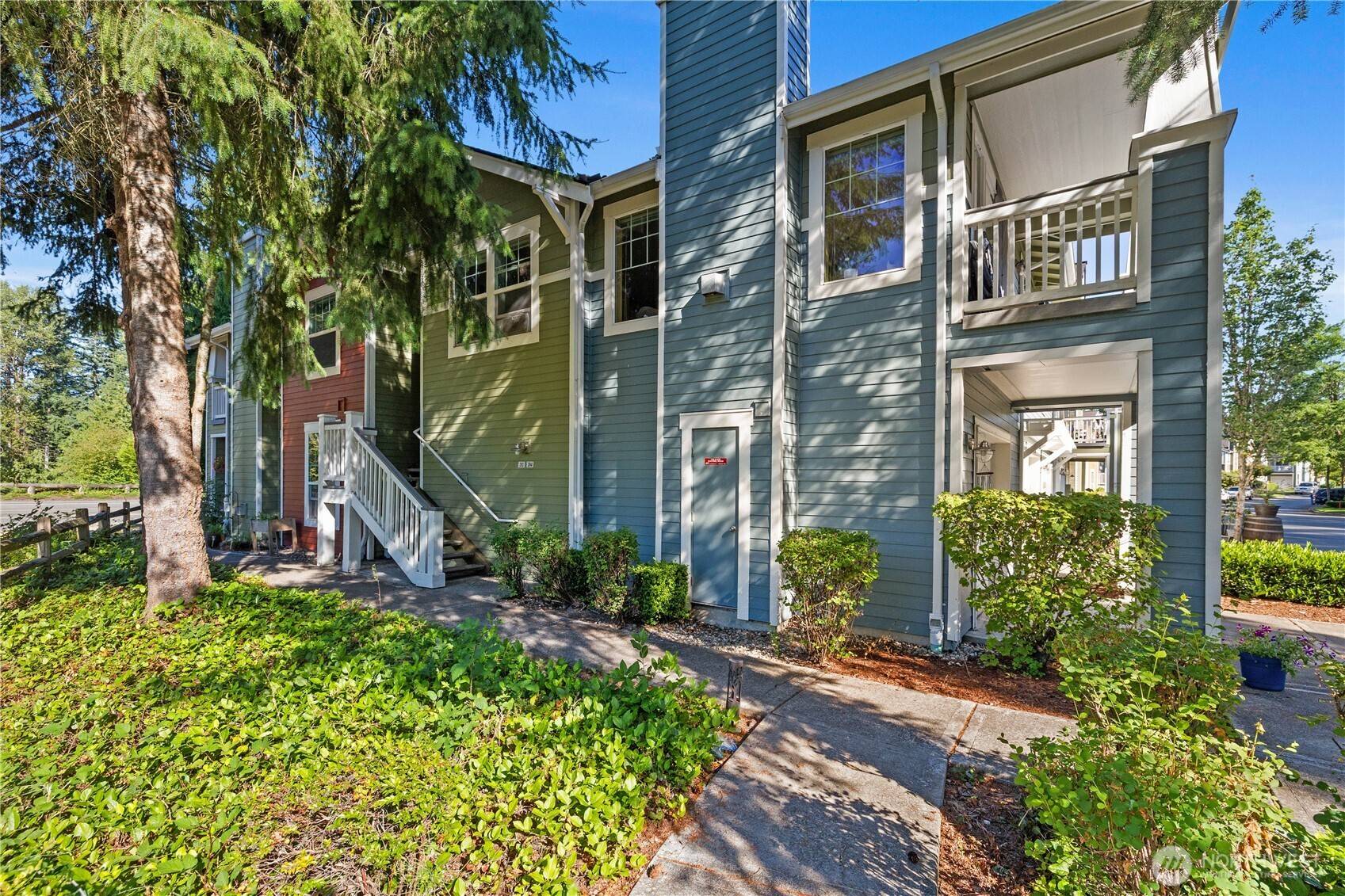 Redmond, WA 98053,10500 NE 221st LN #202
