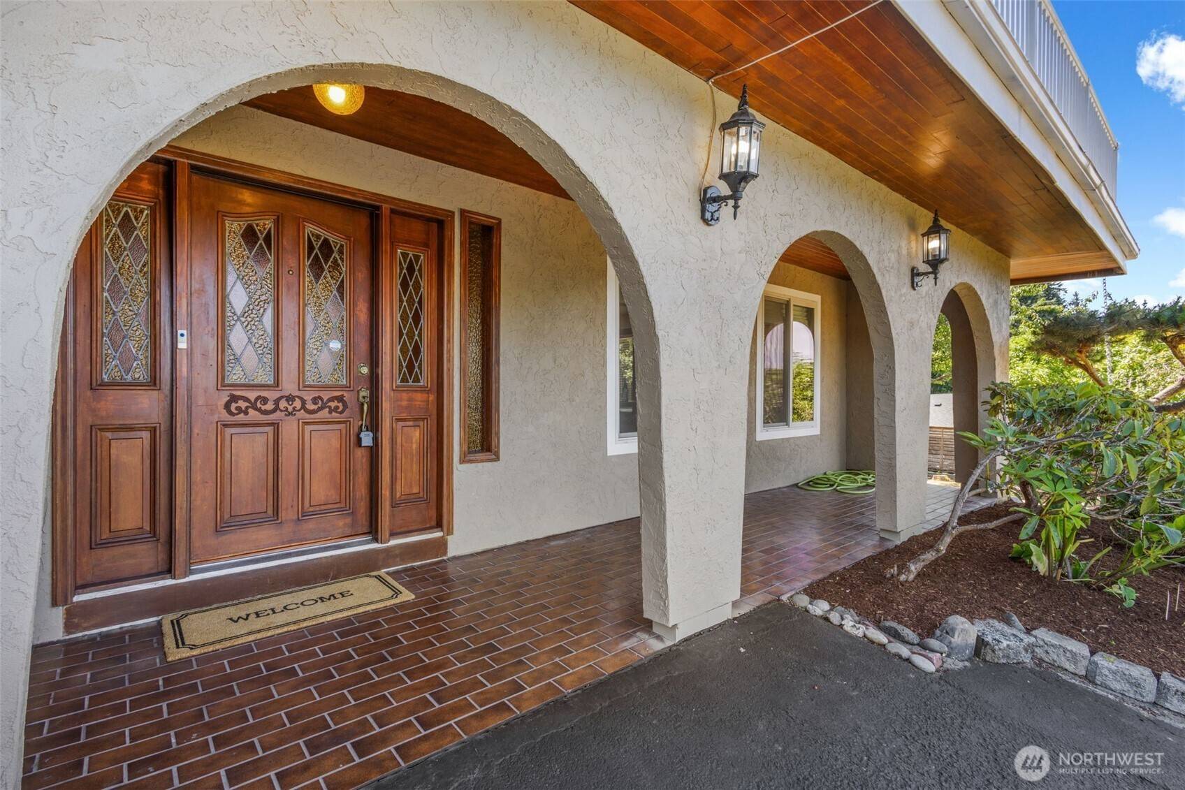 Edmonds, WA 98026,8308 Frederick PL