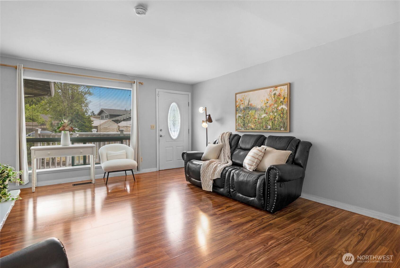 Kent, WA 98032,Address not disclosed