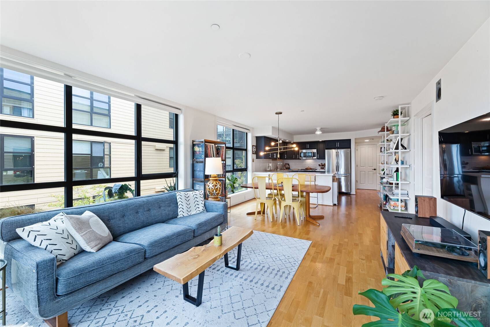 Seattle, WA 98116,4116 California AVE SW #309