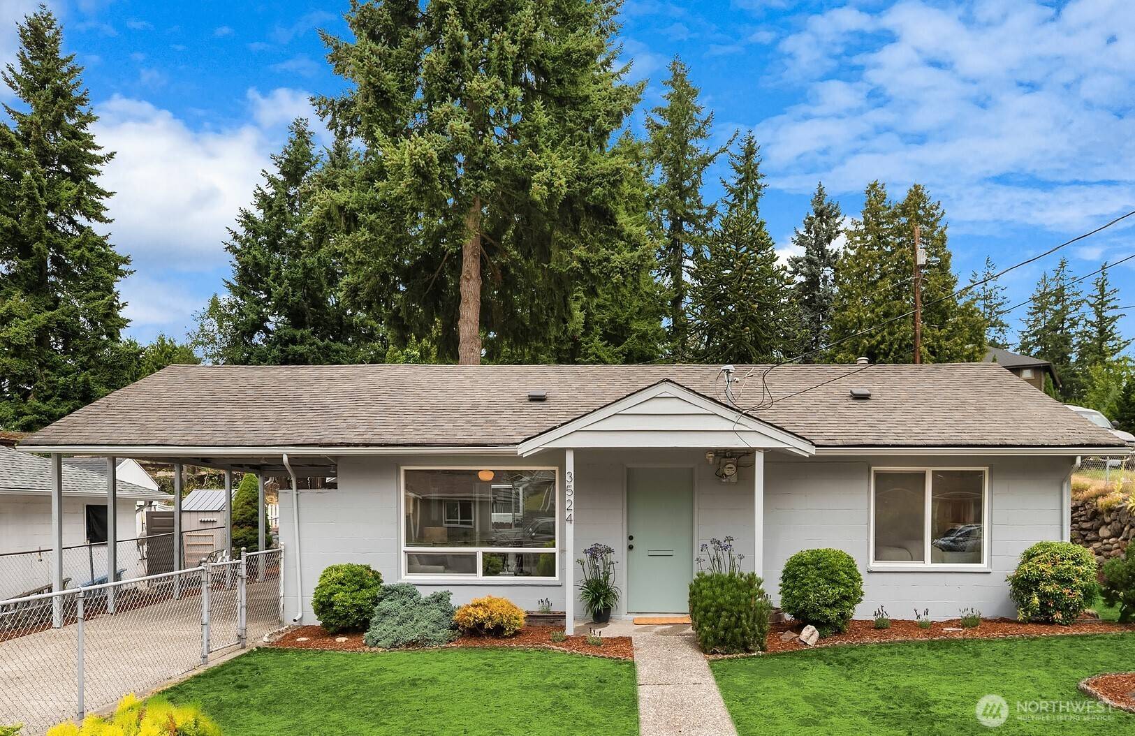 Renton, WA 98056,3524 NE 7th PL