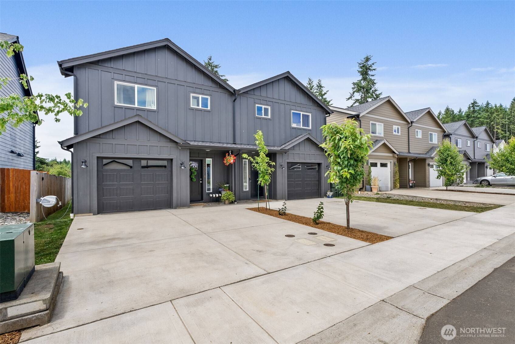 Winlock, WA 98596,1007 Peach RD #A & B