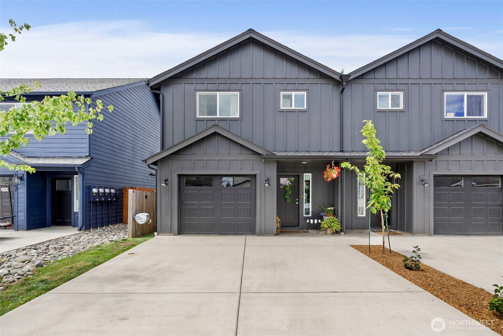 Winlock, WA 98596,1007 Peach RD #A & B
