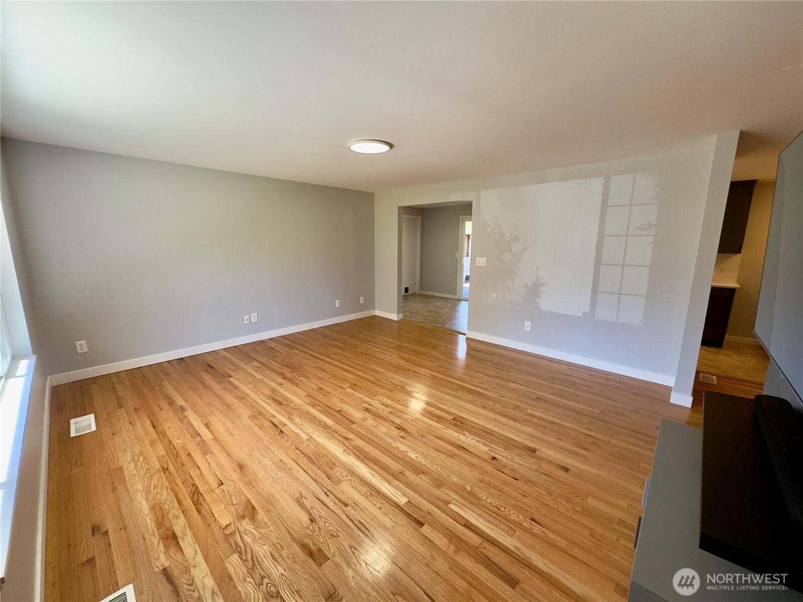 Federal Way, WA 98023,30135 2nd AVE SW