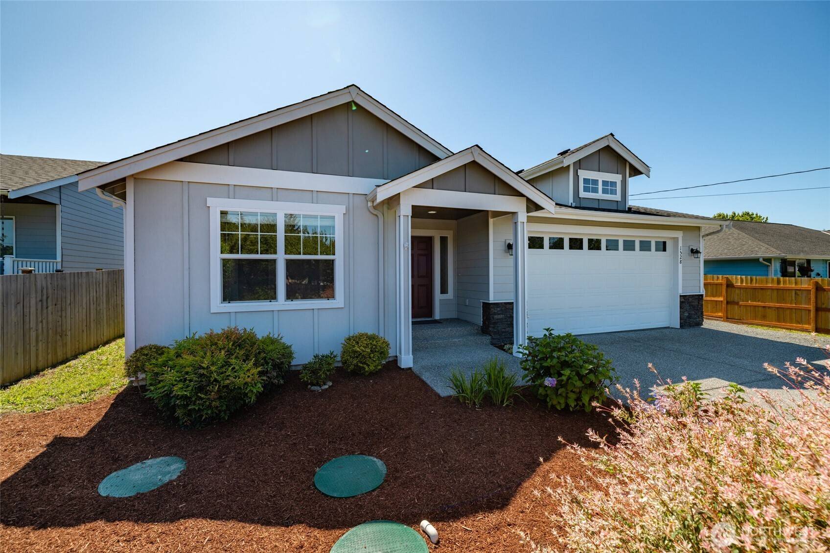 Camano Island, WA 98282,1528 E Camano DR