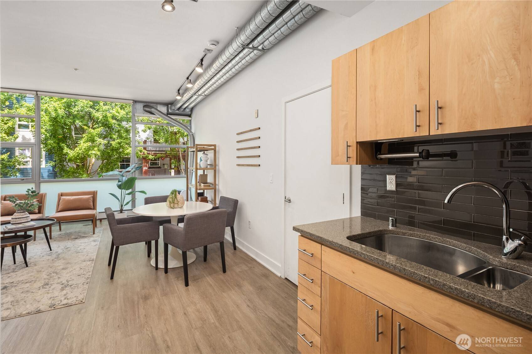 Seattle, WA 98121,2015 Terry AVE #313