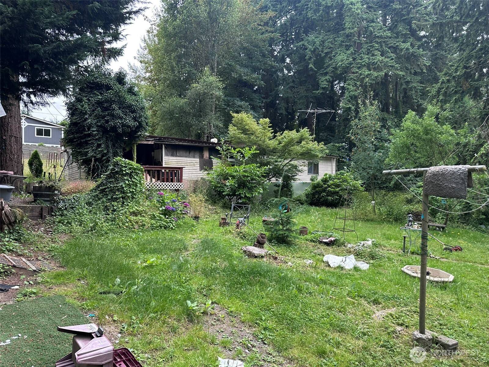 Puyallup, WA 98375,15714 82nd ST E