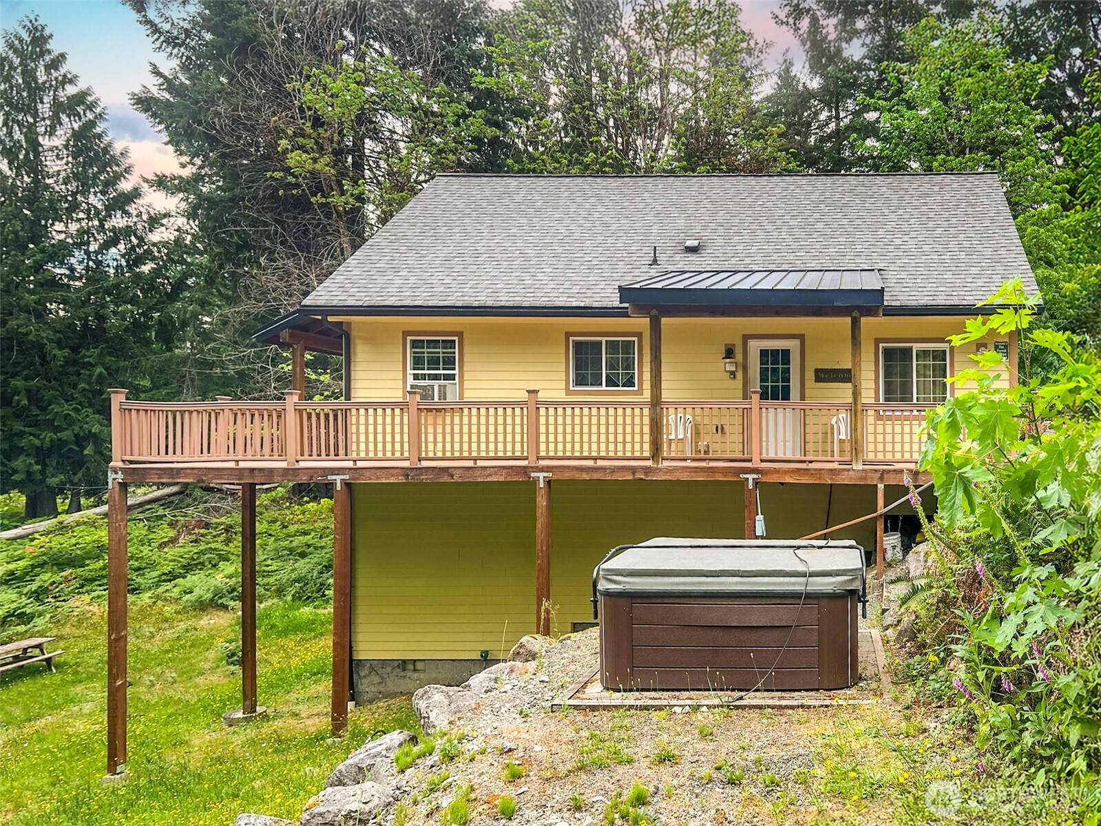 Packwood, WA 98361,191 Forest Ridge DR