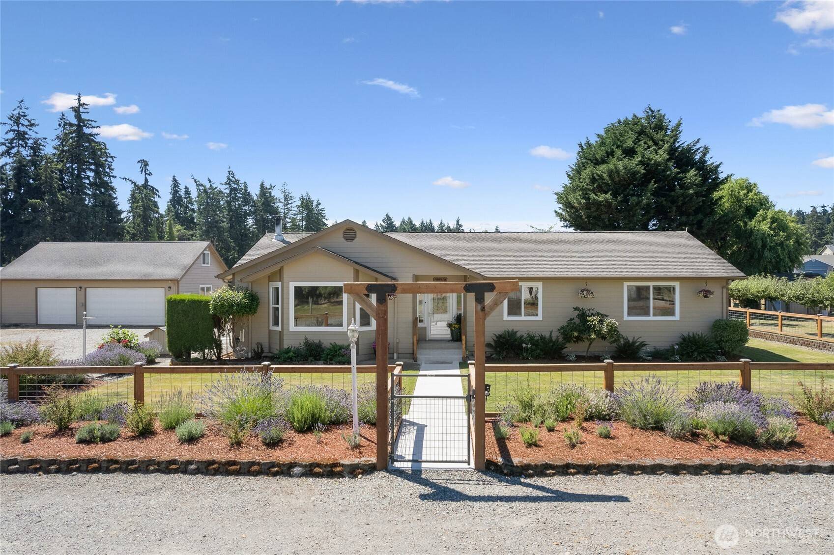 Tacoma, WA 98443,4004 50th Street Ct E