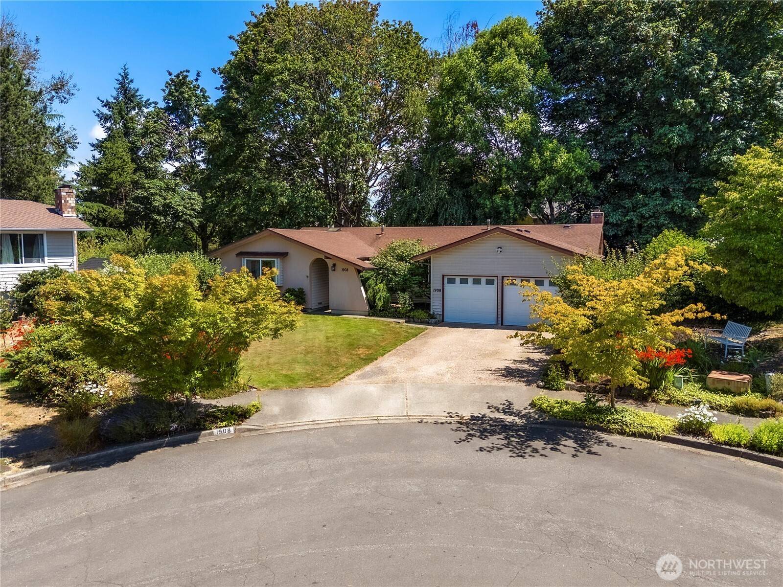 Renton, WA 98055,1908 SE 21st PL