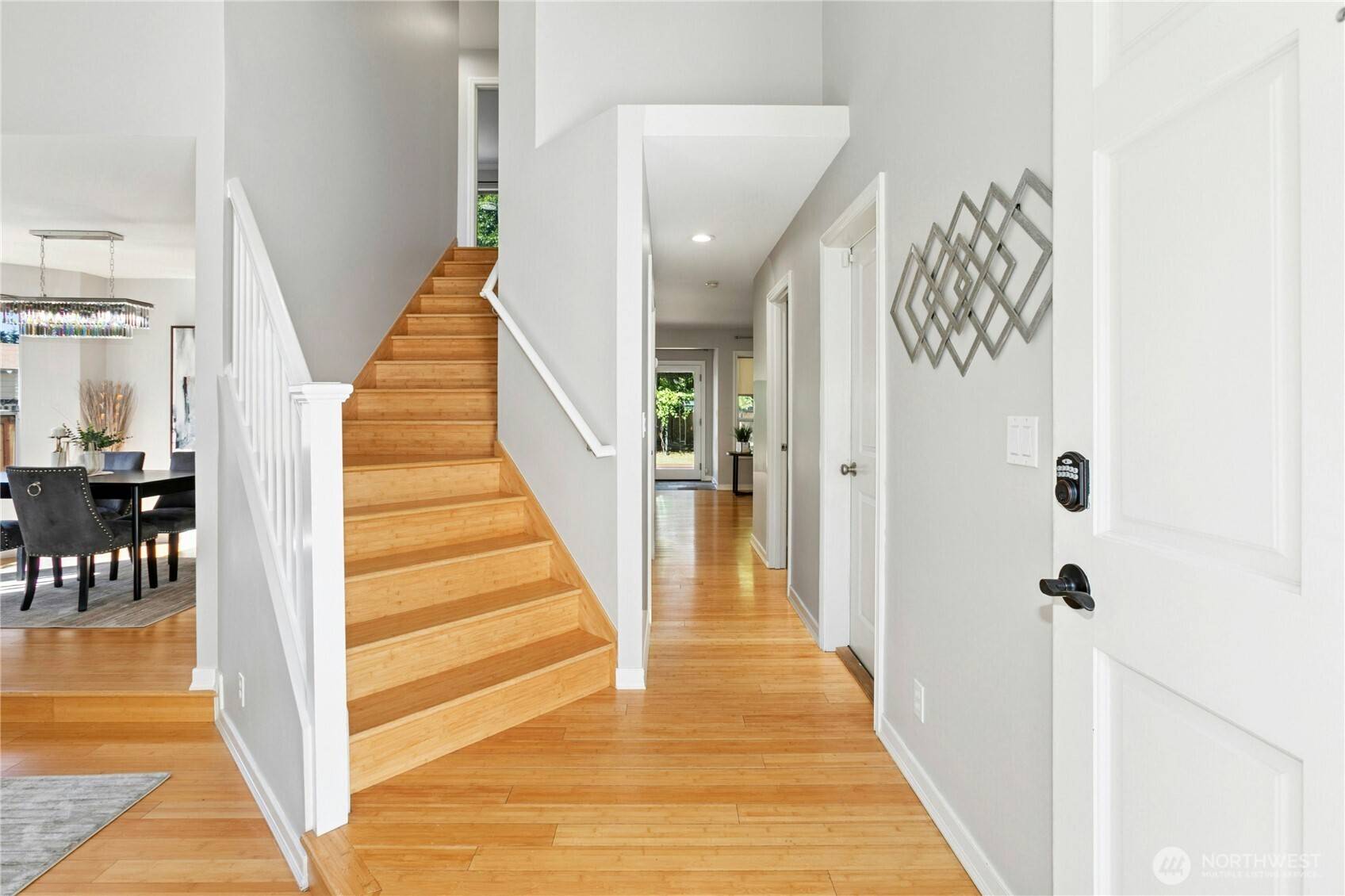 Kirkland, WA 98034,8409 NE 129th PL