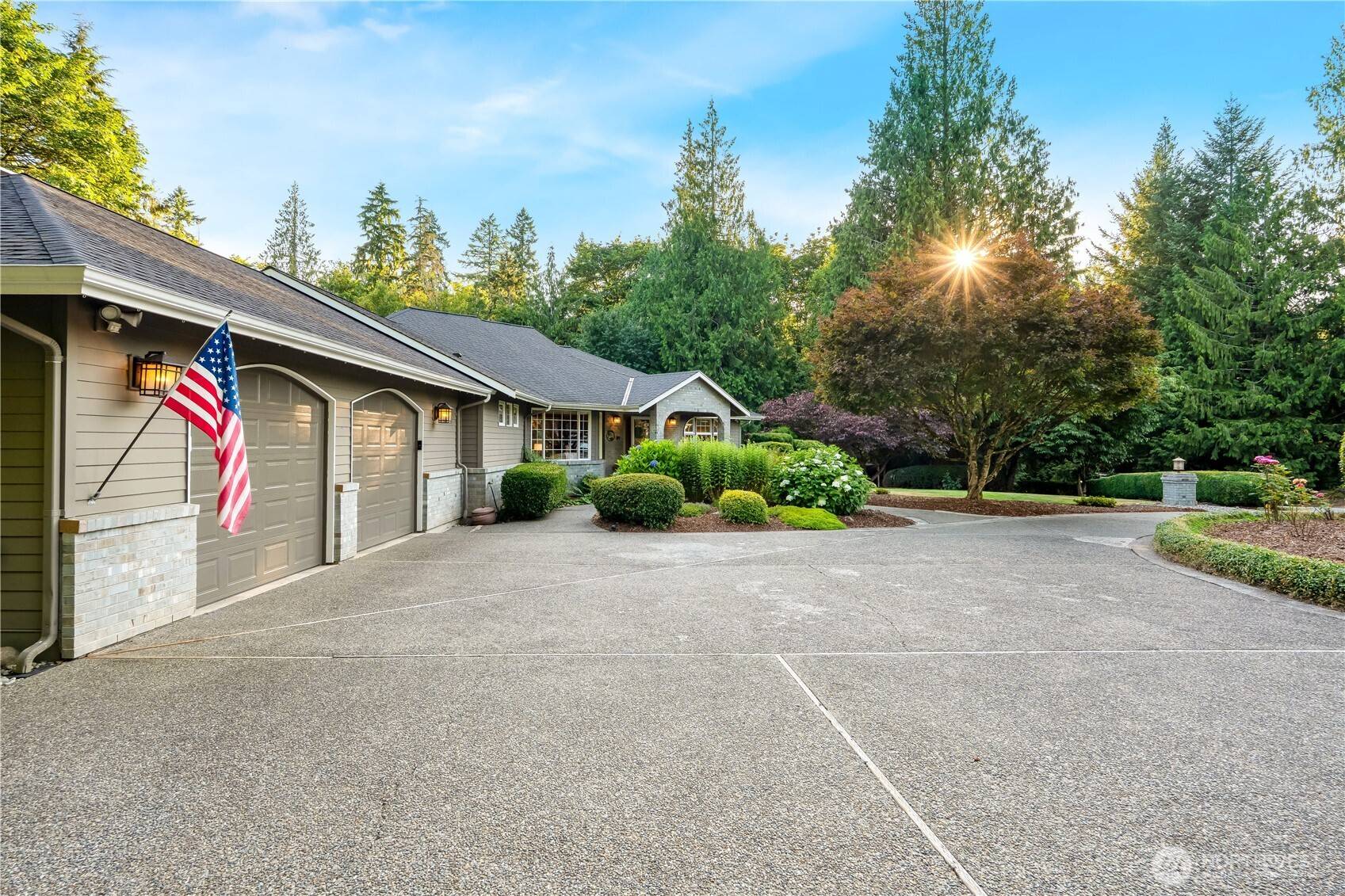 Maple Valley, WA 98038,21223 SE 215th ST