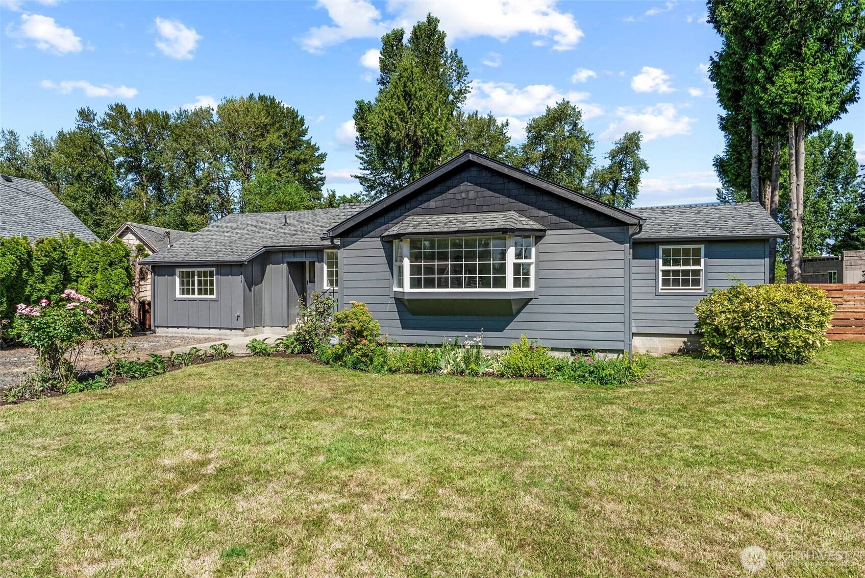 Longview, WA 98632,255 Douglas ST