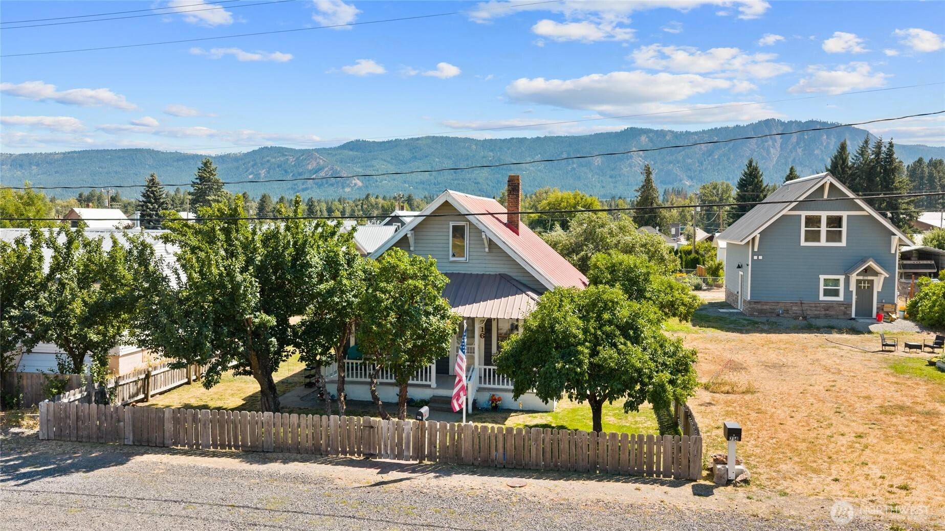 Cle Elum, WA 98922,716 E Third ST