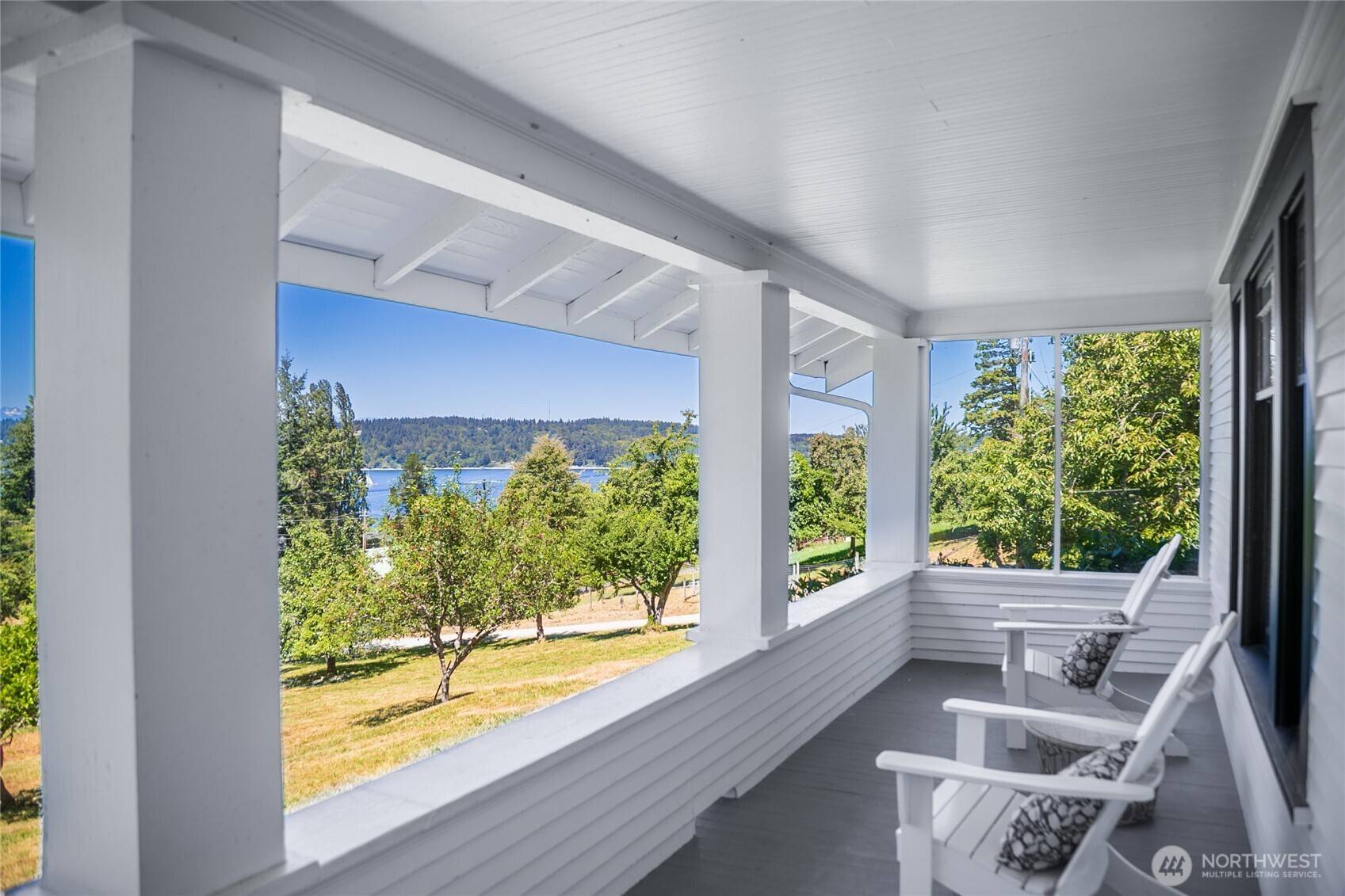 Vashon, WA 98070,16832 McIntyre RD SW