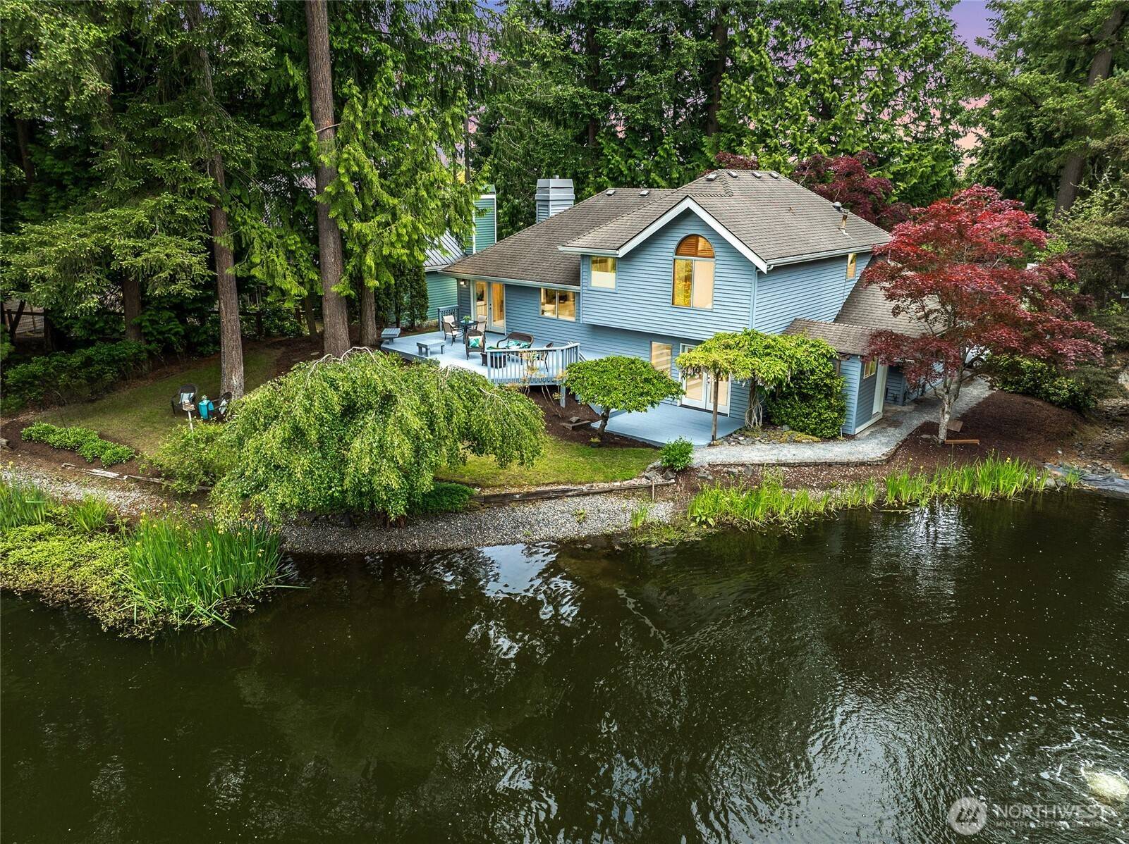 Kirkland, WA 98033,11423 NE 104th ST
