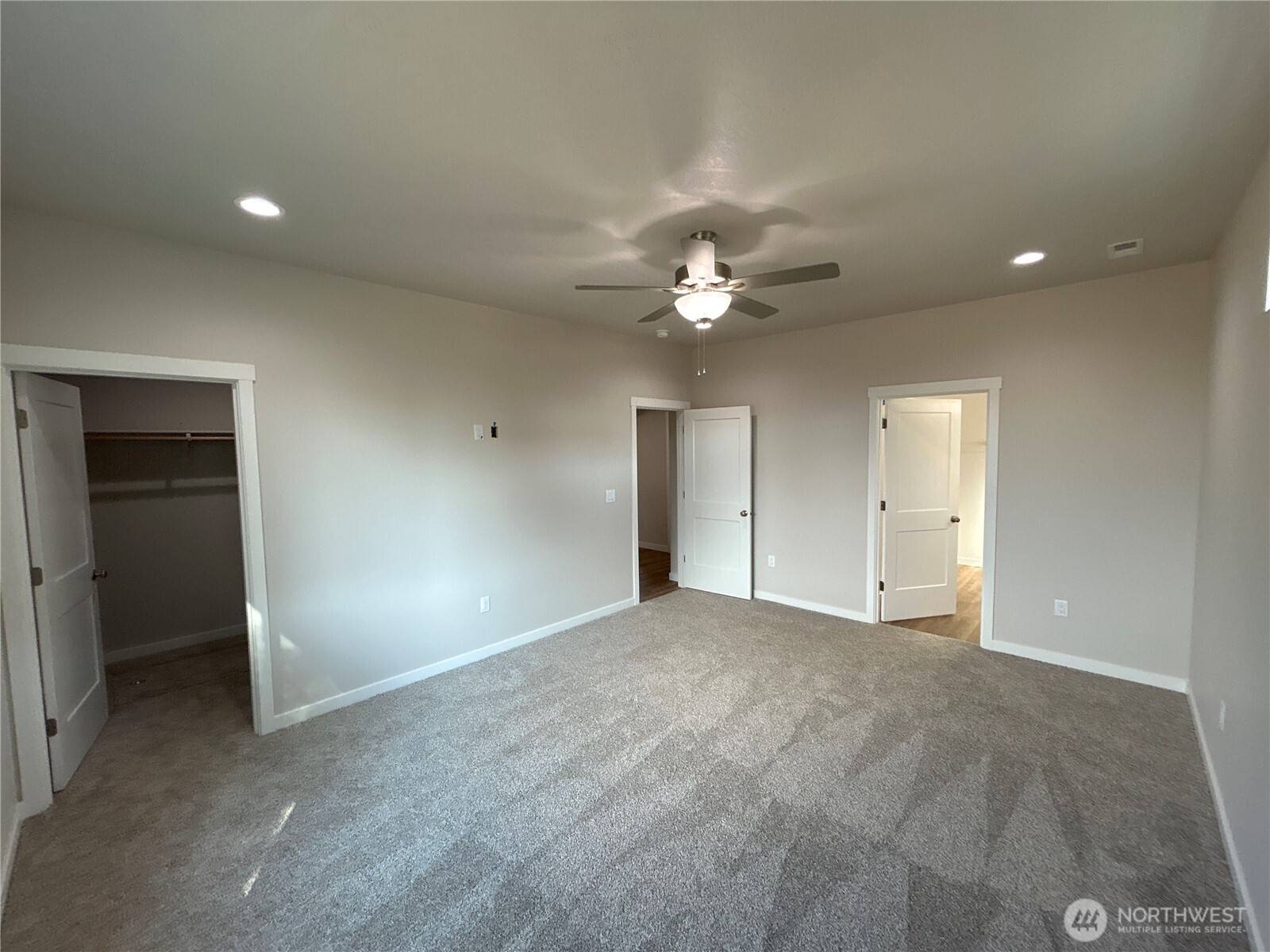 Moses Lake, WA 98837,527 S Dorsing ST