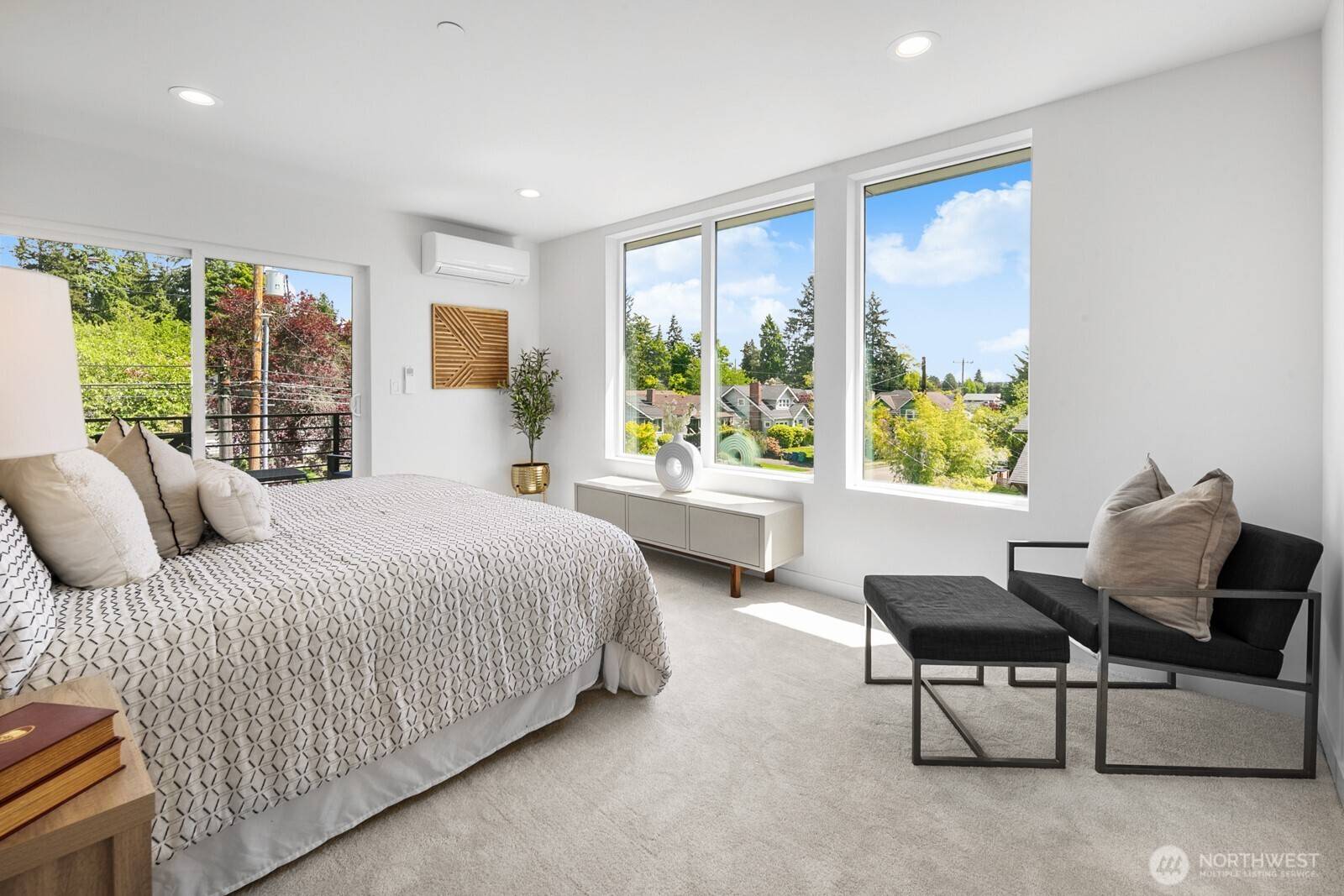 Seattle, WA 98103,8833 Wallingford AVE N