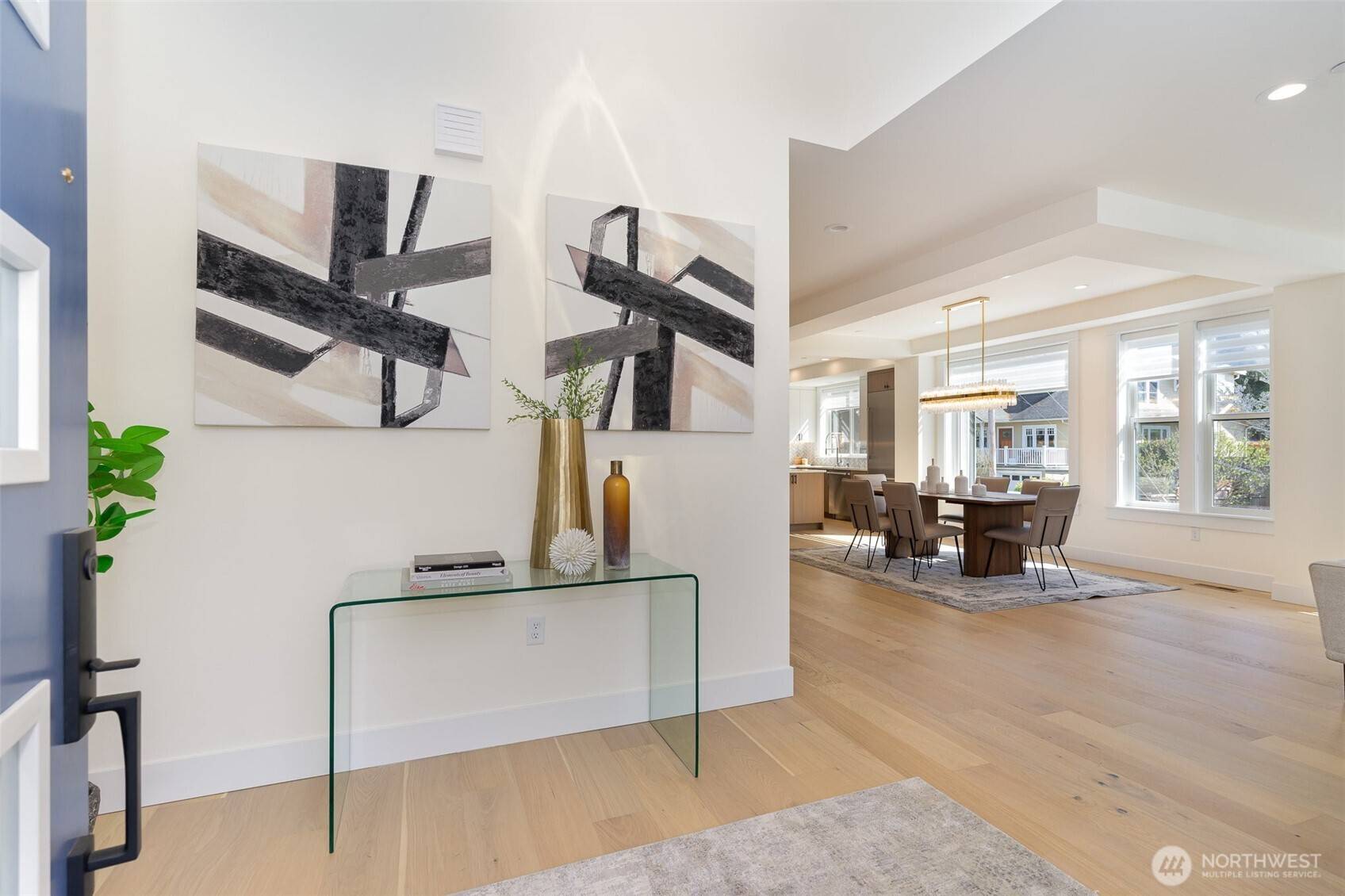 Seattle, WA 98103,5102 Green Lake WAY N