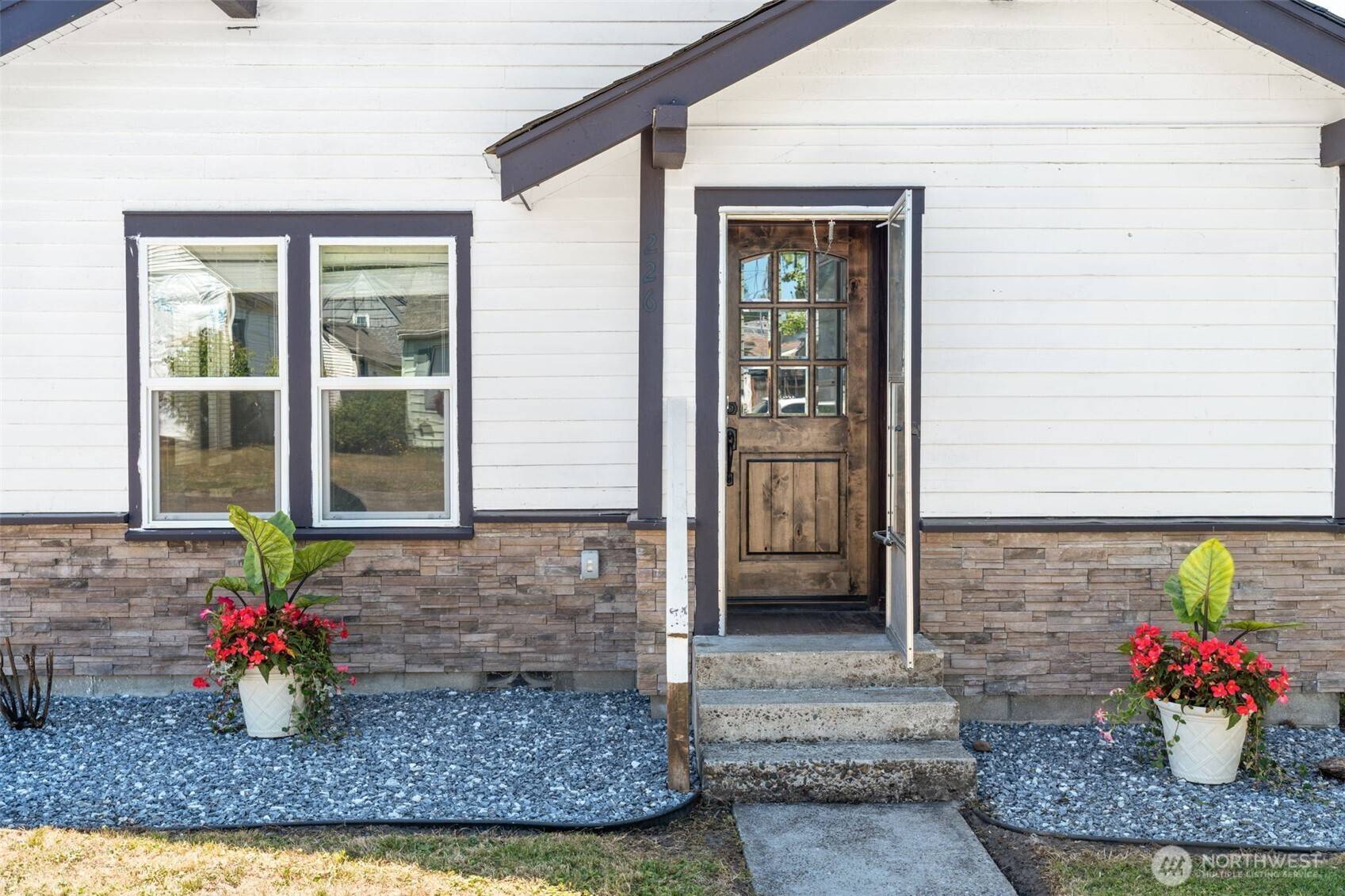 Chehalis, WA 98532,226 SW Lewis St