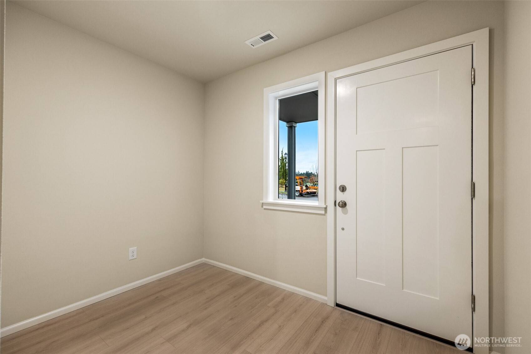 Olympia, WA 98506,2932 8th AVE NE #24