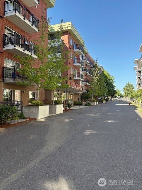 Bellingham, WA 98225,1015 Railroad AVE #211
