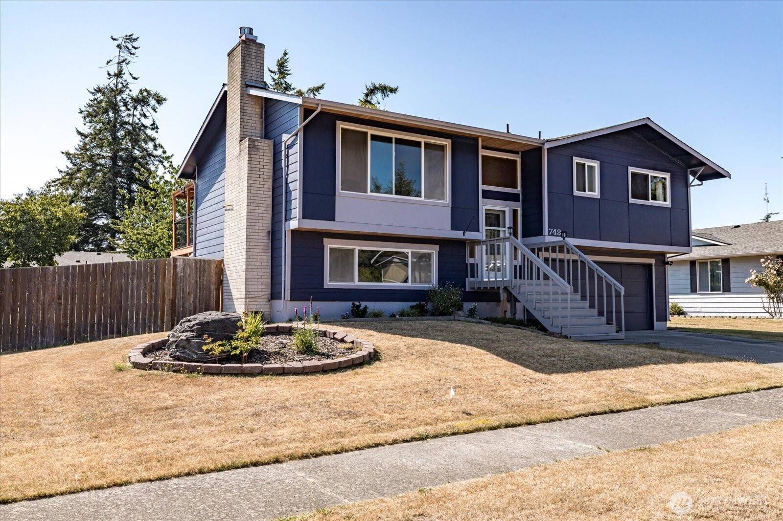 Oak Harbor, WA 98277,749 SW London Terrace