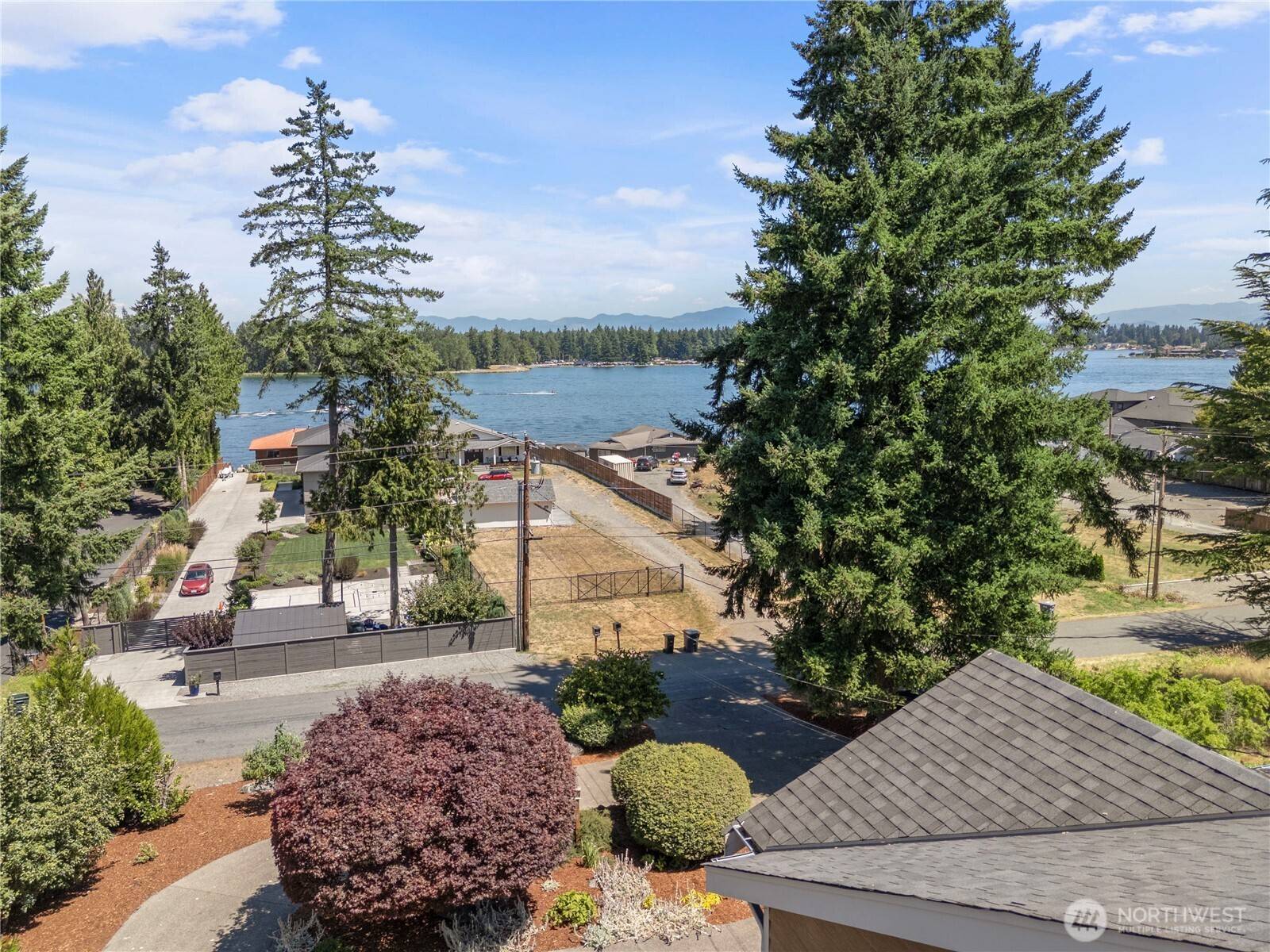 Lake Tapps, WA 98391,2006 Tacoma Point DR E