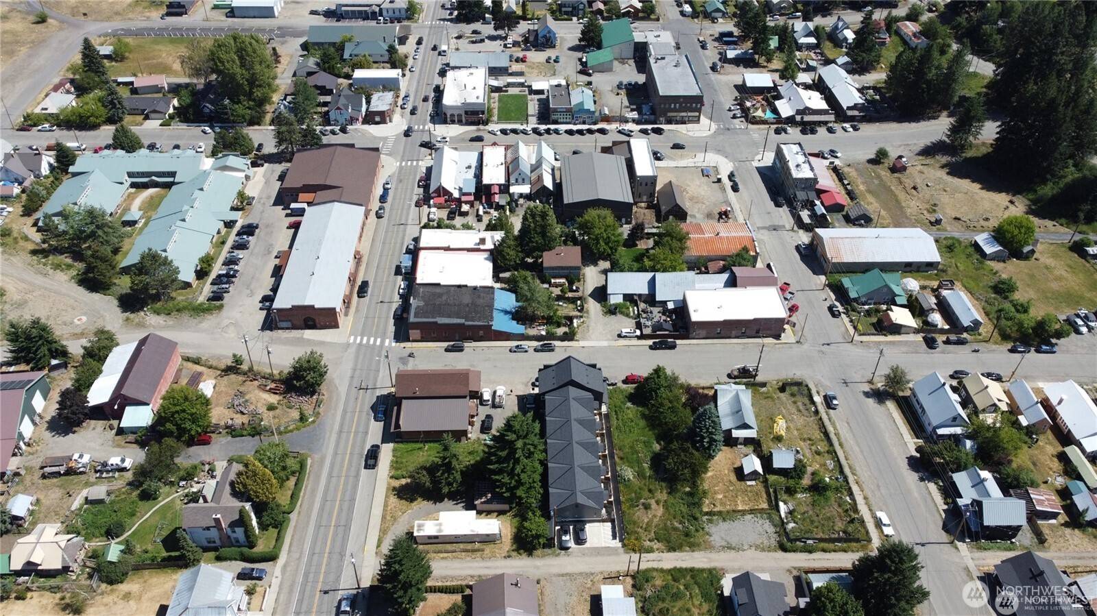 Roslyn, WA 98941,204 N 1st ST