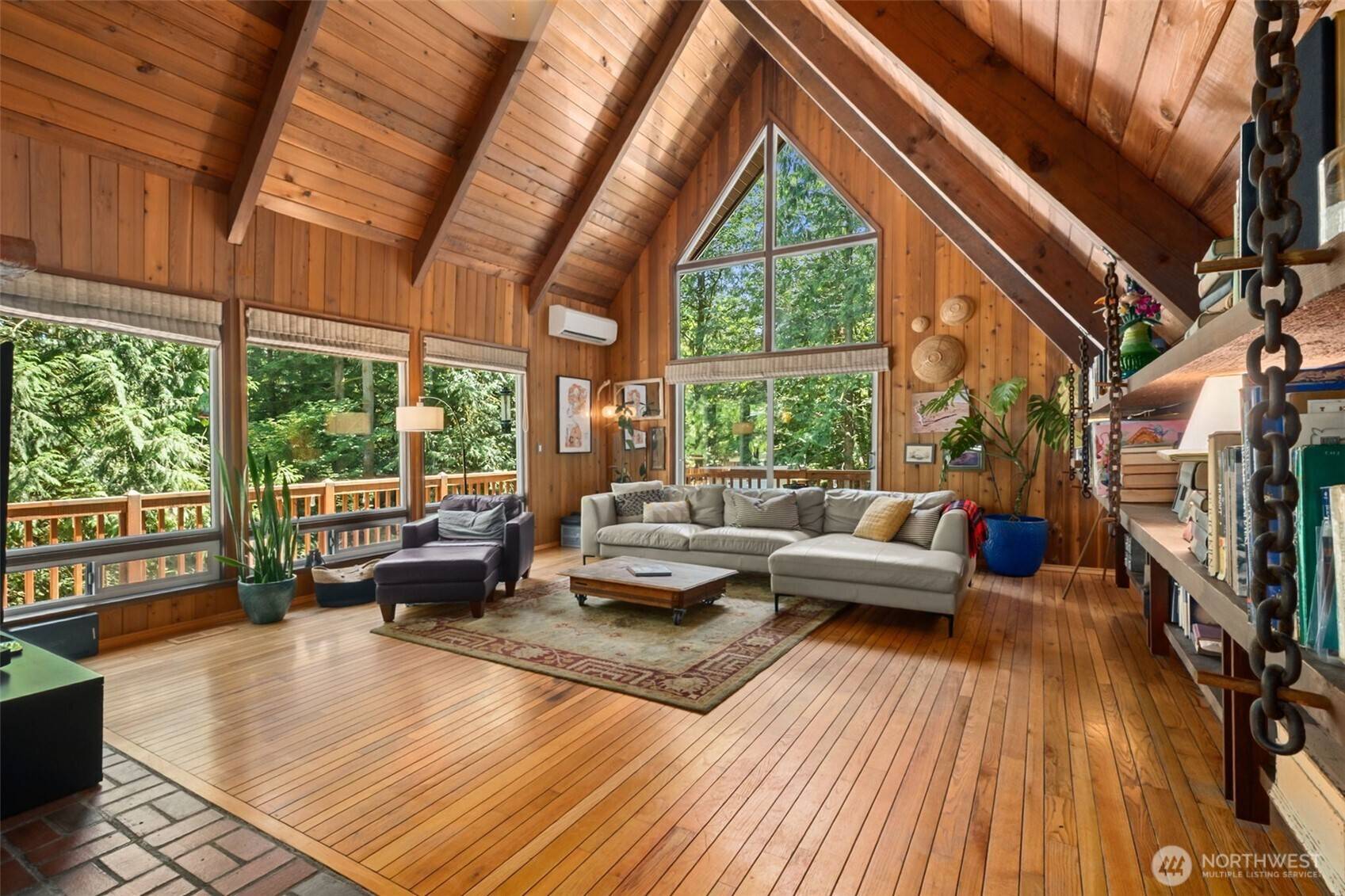 Issaquah, WA 98027,25832 SE 152 ST