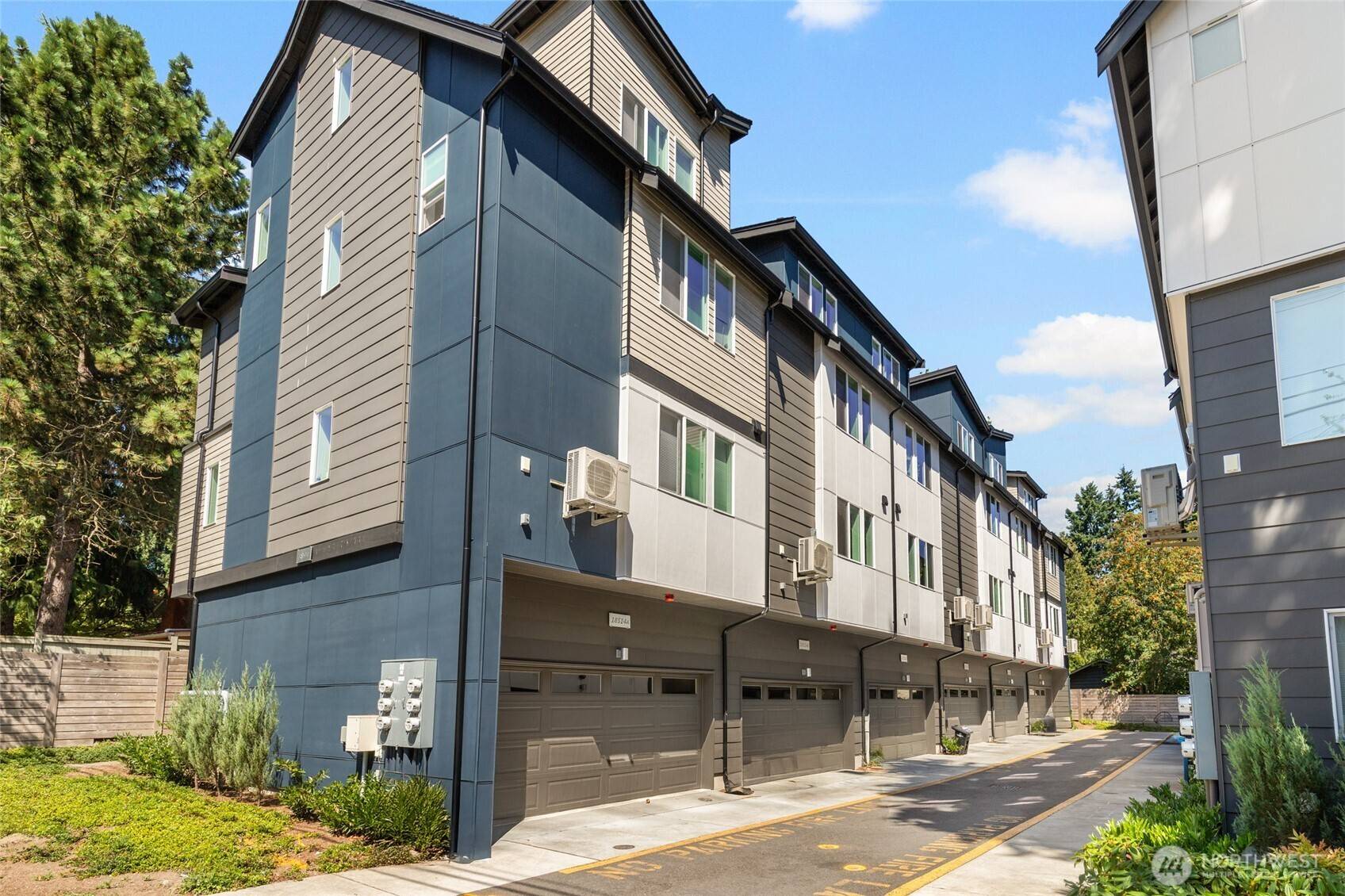 Shoreline, WA 98133,18514 Meridian AVE N #B
