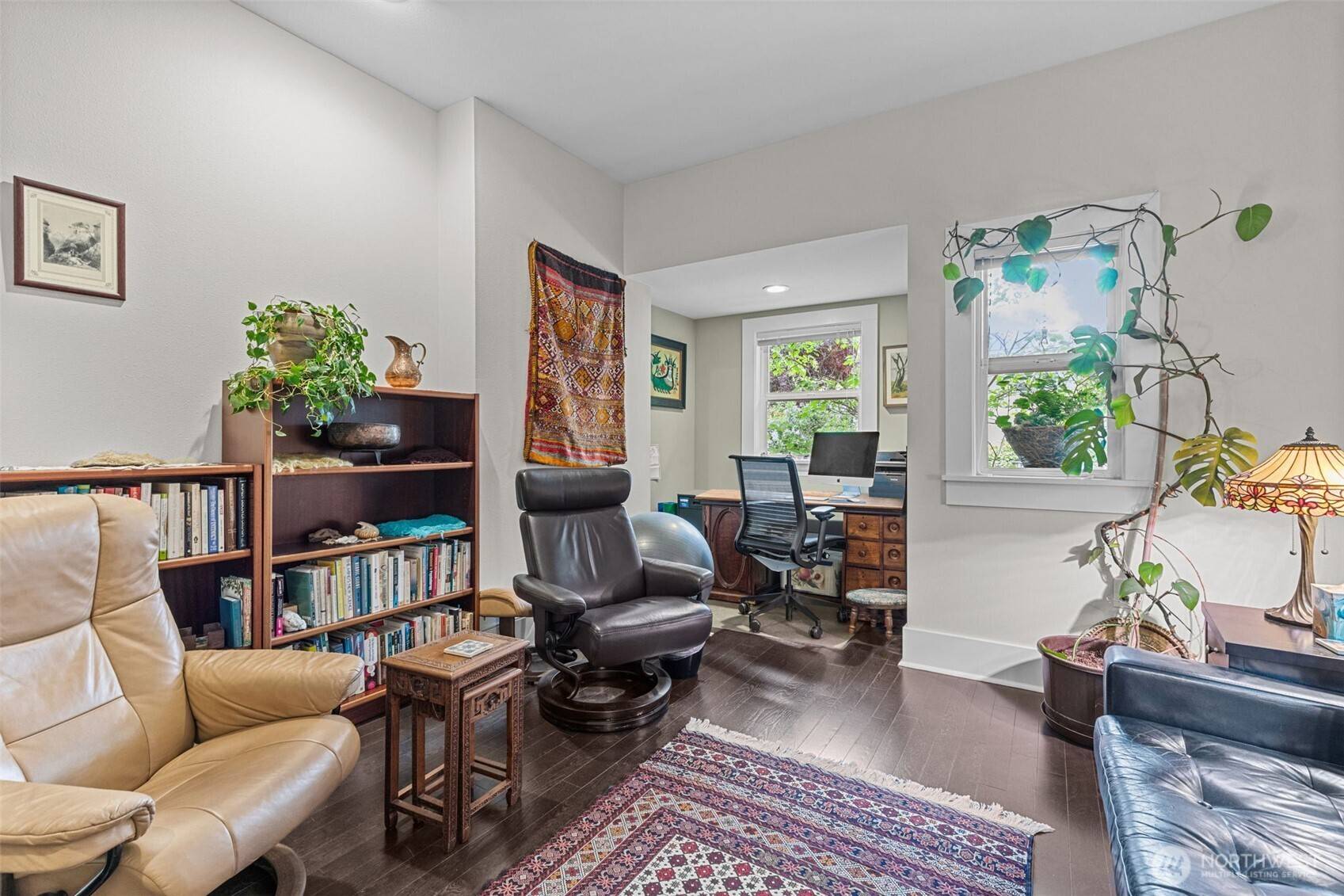 Seattle, WA 98105,4510 Thackeray NE
