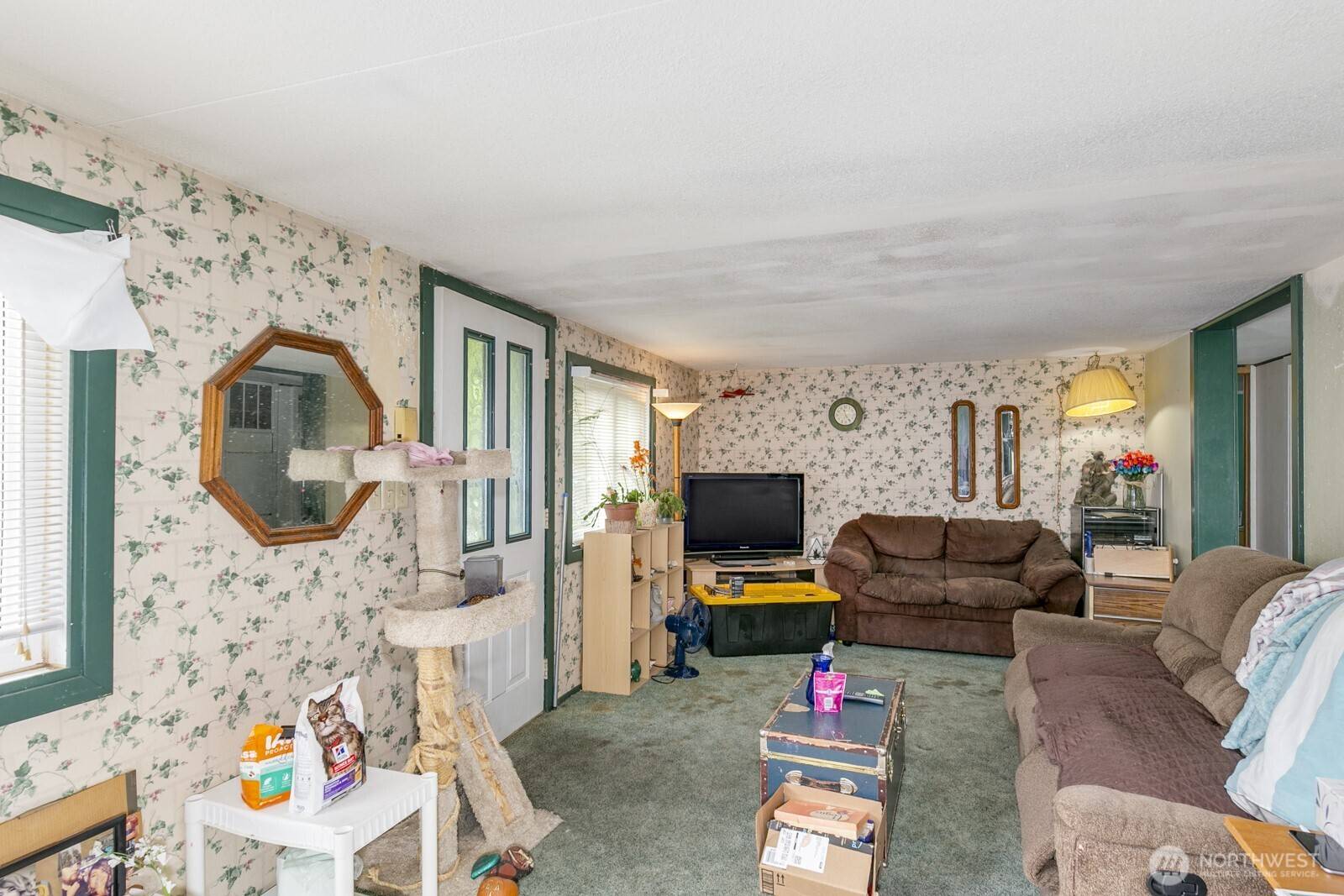 Everett, WA 98203,7701 Hardeson DR #107