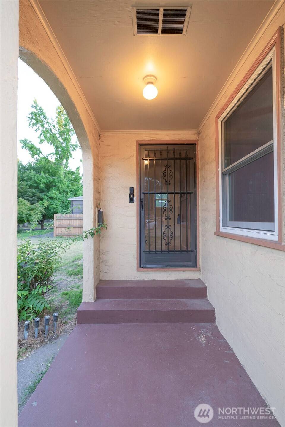Walla Walla, WA 99362,503 N Division ST