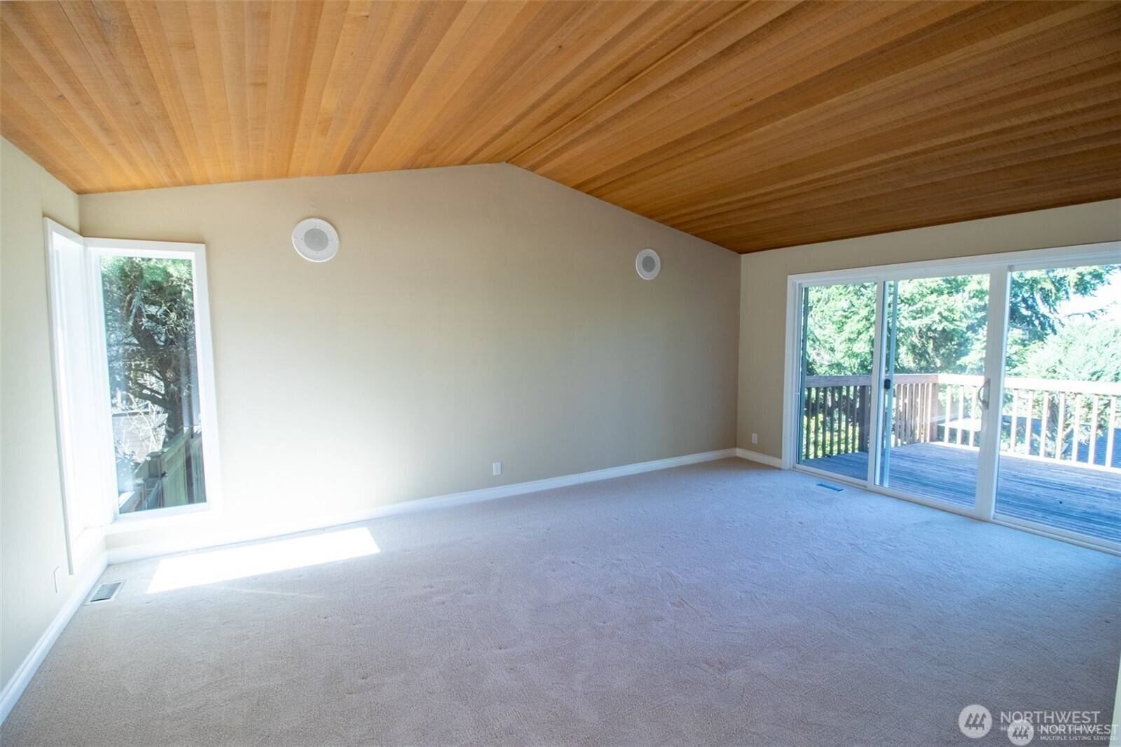 Bellevue, WA 98006,14714 SE 49th ST