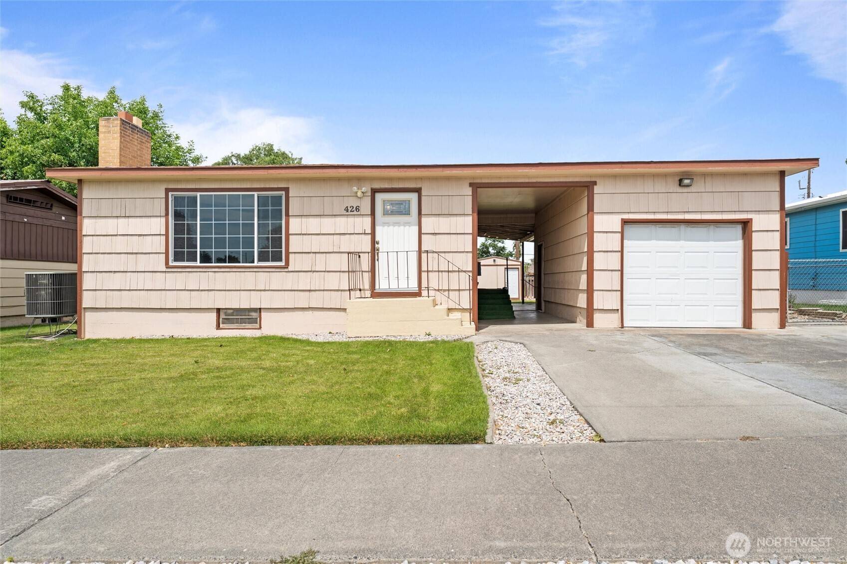 Moses Lake, WA 98837,426 E Brown AVE